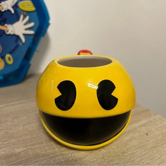 PAC-MAN big yellow ceramic coffee mug cup - Picture 1 of 9